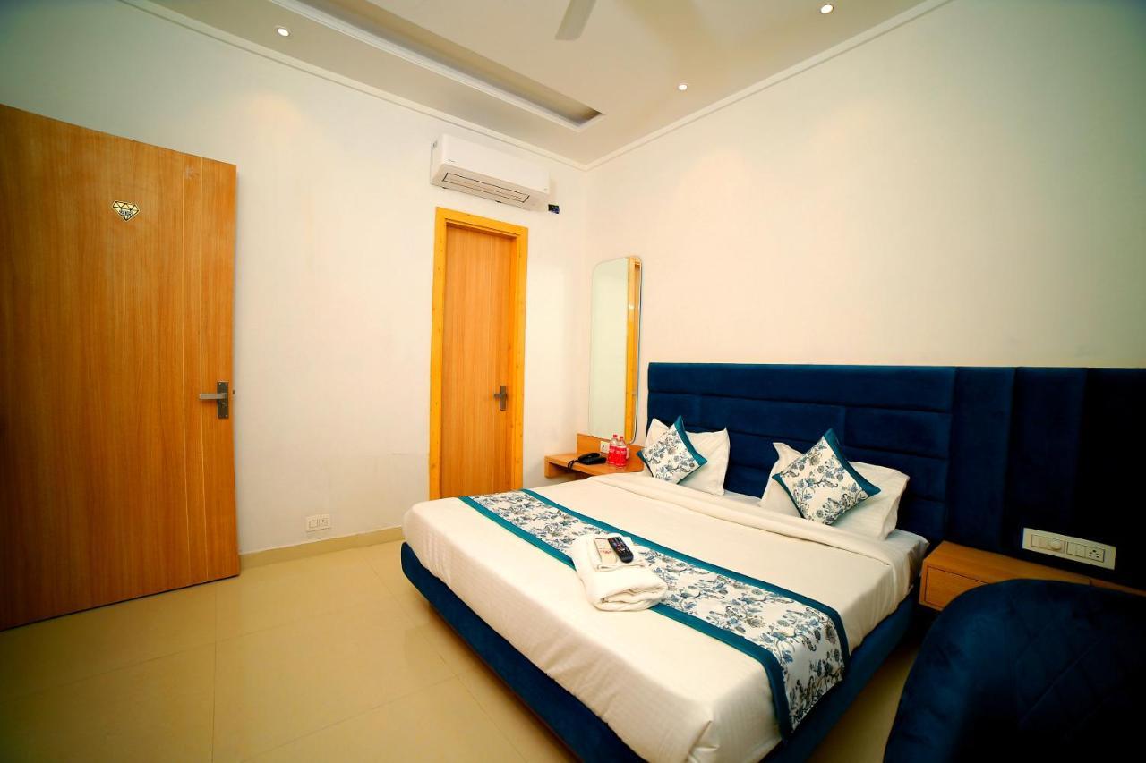 Hotel Diamond View Amritsar Exterior foto