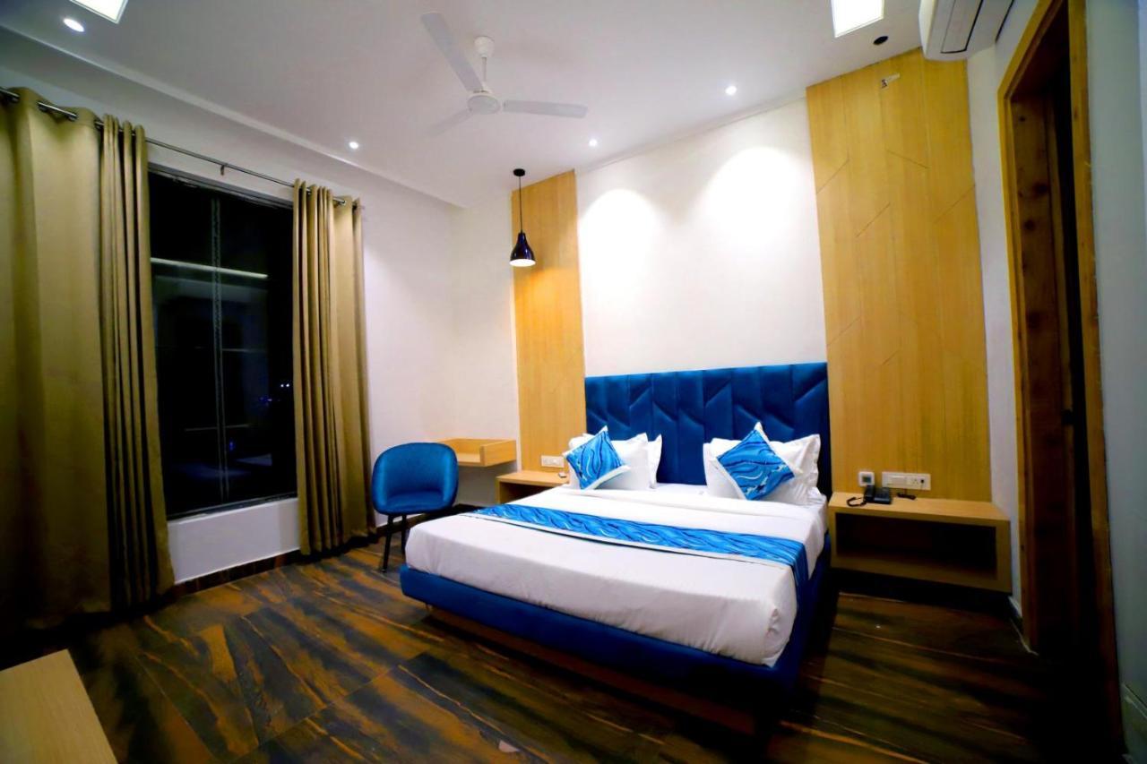 Hotel Diamond View Amritsar Exterior foto